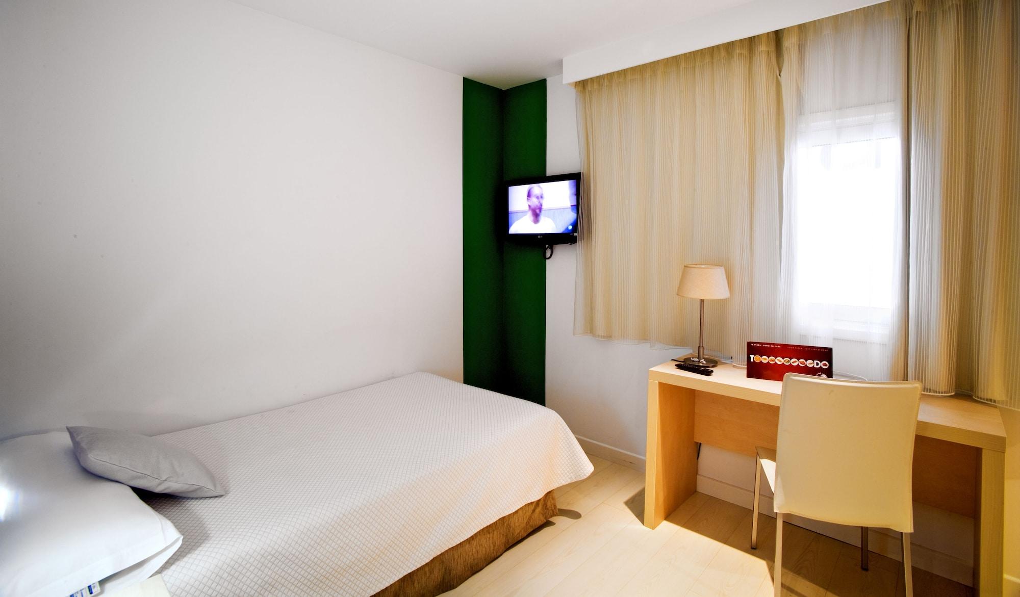 Hotel Europa Jaen Bagian luar foto